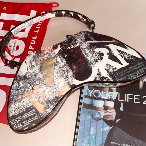 DIESEL Play Shoulder Bag - Picture 3 of 5